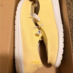Hey Dude Linen Sunshine Shoes